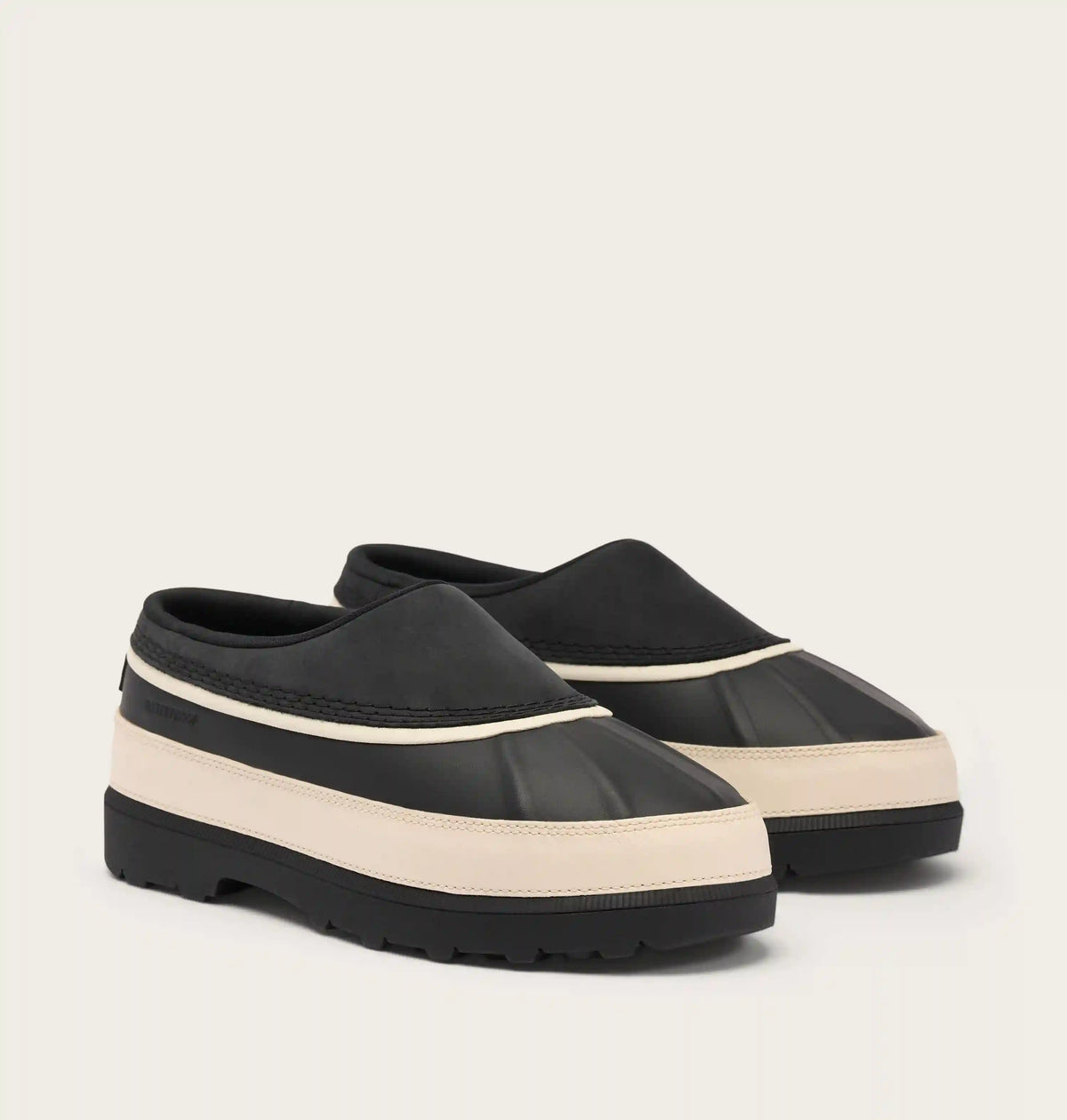 Ambler™ Women's Waterproof Clog
