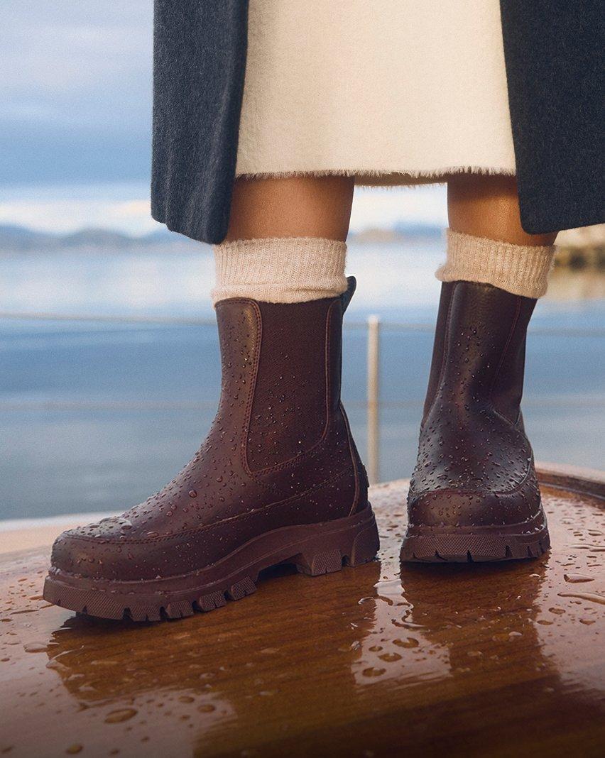 WATERPROOF BOOTS